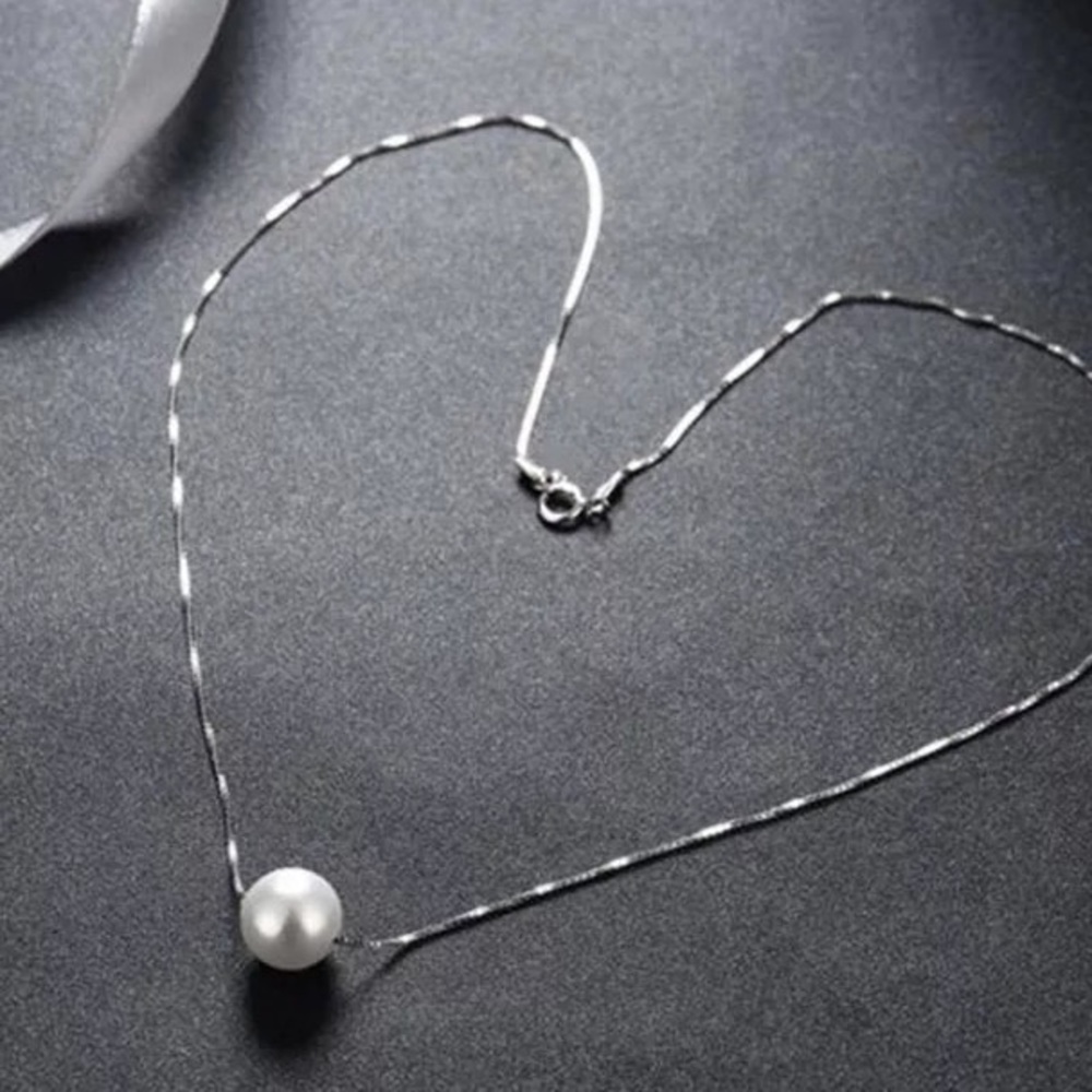 Vintage Pearl sterling silver  Necklace